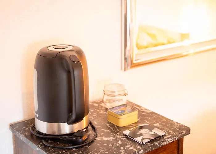 Pensión Charmante 2 Bad Und Balkon Ohne Küche Niestetal