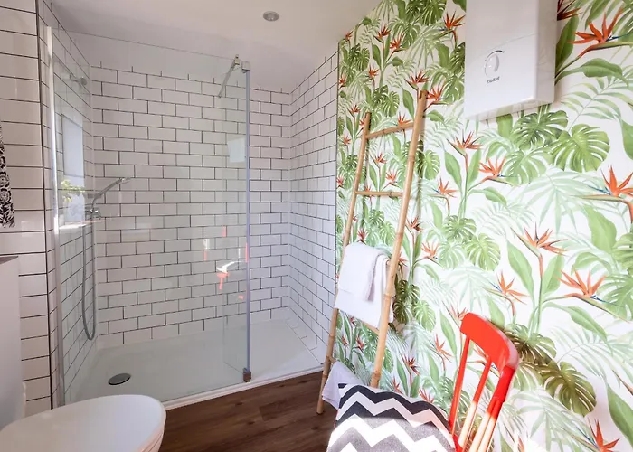 Charmante 2 Bad Und Balkon Ohne Küche Pensión 3*